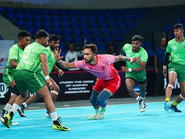 Players in action in Yuva Andhra Championship. (Photo/YAC)