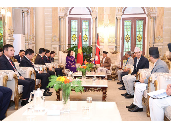 Visiting Vietnam Vice President  Vo Thi Anh Xuan meets Nepal PM Oli (Photo/PMO, Nepal)