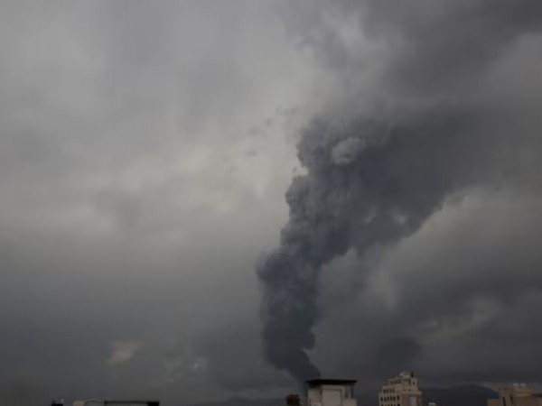 Smoke billows from the site of Israeli air strikes in Sanaa, Yemen (Image/Reuters)