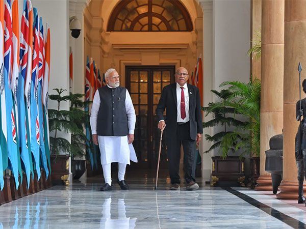 Prime Minister Narendra Modi with Fiji Prime Minister Sitiveni Ligamamada Rabuka (Image: X/@MEAIndia)