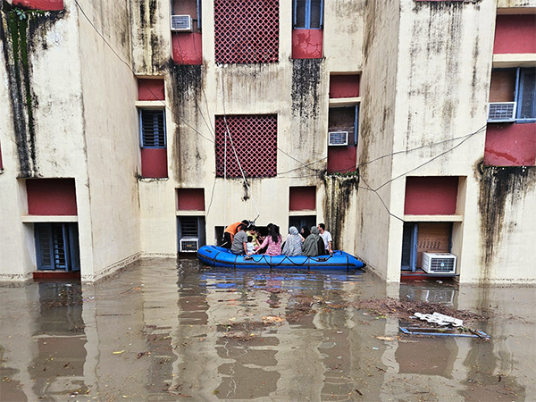 SDRF teams rescue students living in IIM Jammu hostel following flooding (Photo/ANI)