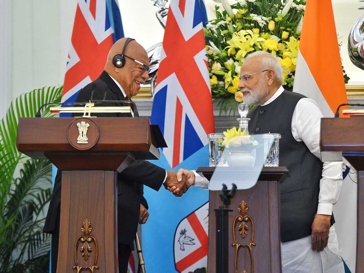 Prime Minister Narendra Modi with Fiji Prime Minister Sitiveni Ligamamada Rabuka (Photo/X@MEAIndia)