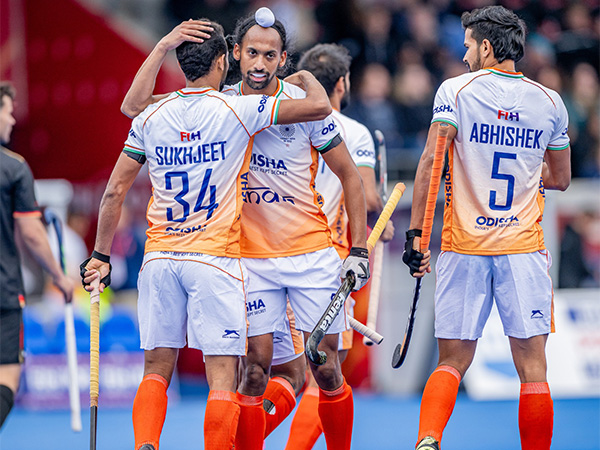 Hardik Singh with teammates (Photo: Hockey India)