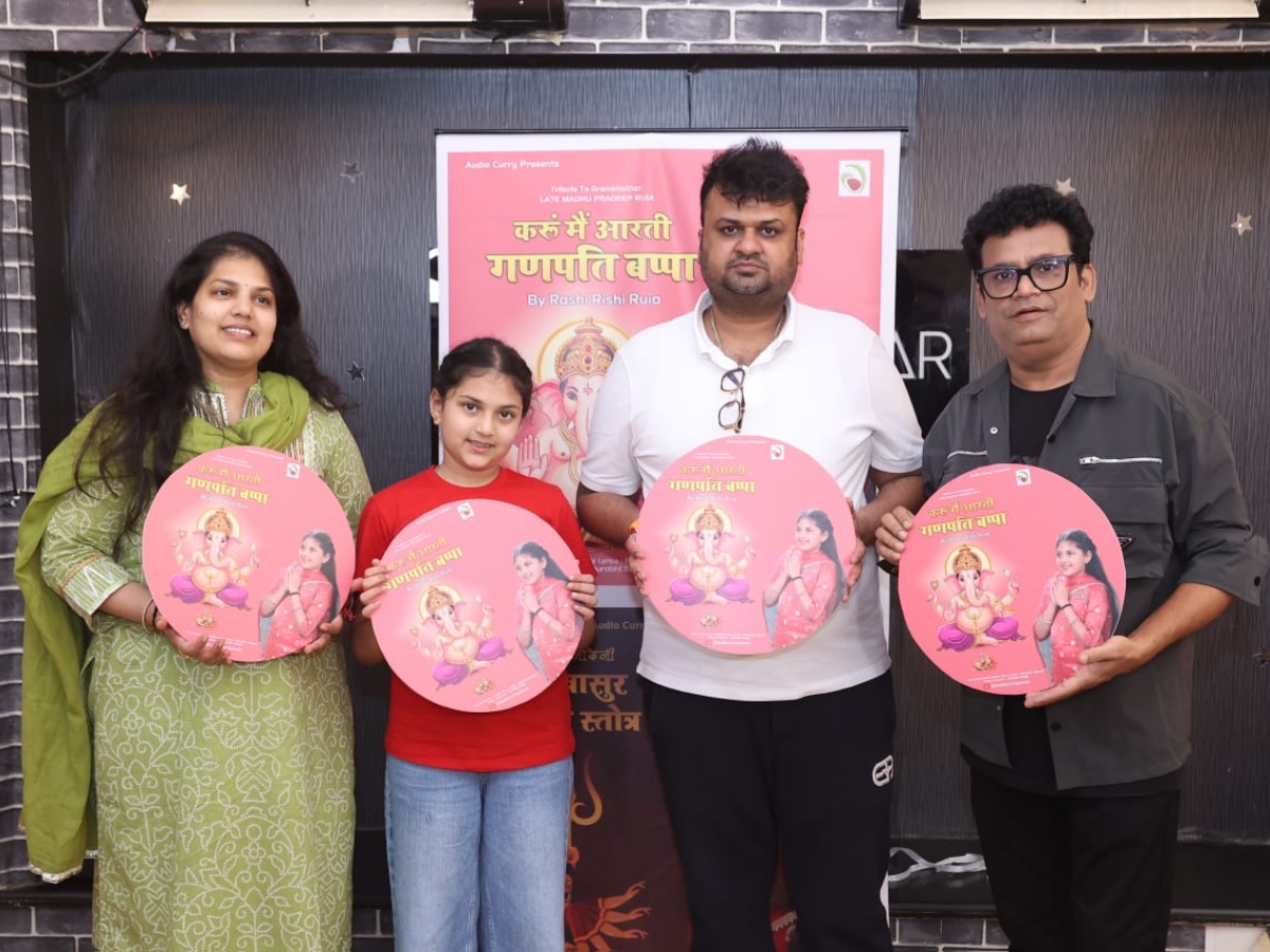 9 Years Old Singer Rashi Rishi Ruia's Music Video Ganesh Aarti Released By Audio Curry