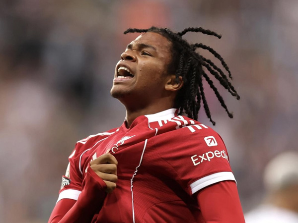 Rio Ngumoha celebrating his goal. (Photo: Liverpool official website)