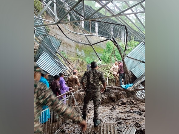 Visual from the landslide spot near near Vaishno Devi shrine (Photo/ANI)