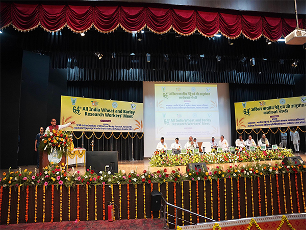 Union Minister Shivraj Singh Chouhan addresses 64th All India Wheat and Barley Research Workers' Workshop in Gwalior (Photo/PIB)