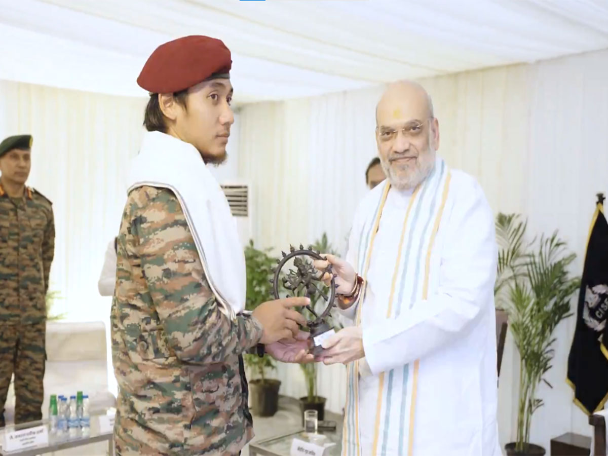 Union Home Minister Amit Shah felicitates bravehearts (Photo/ANI)