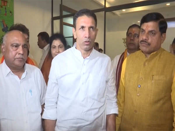 Congress chief Jitu Patwari addressing reporters after the meeting  (Photo/ANI)