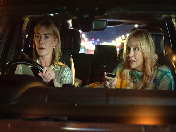 Kate Winslet, Toni Collette in 'Goodbye June'( Image source: X/@NetflixUK)