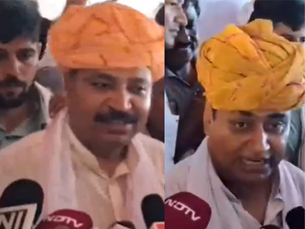 Congress MLA and Rajasthan Assembly LoP, Tika Ram Jully and Rajasthan Congress President Govind Singh Dotasara  (Photo/ANI)