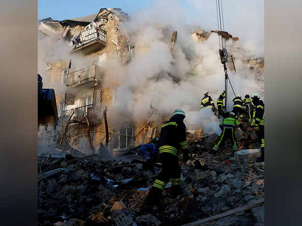Rescuers work at the site of an apartment building damaged in Russian missile and drone strikes amid ongoing attacks on Ukraine, in Kyiv (Photo/Reuters)