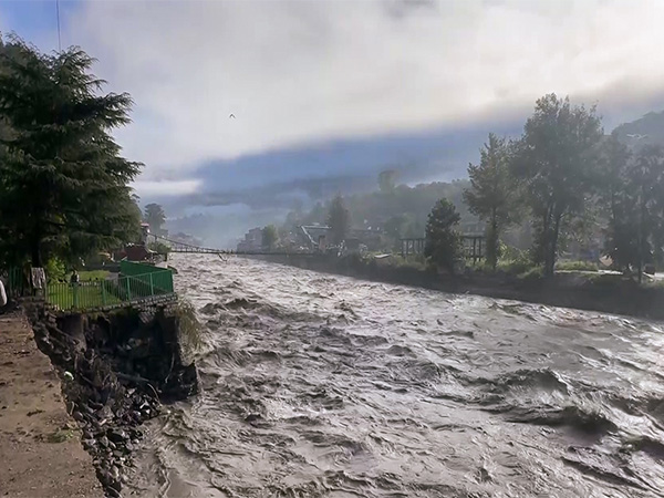 Weather clears in Mandi after incessant rainfall in several parts of the state, in Mandi on Wednesday.  (File Photo/ANI)