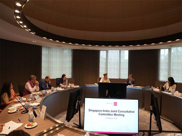 Union Minister of State for Law and Justice, Arjun Ram Meghwal at meeting. (Photo/@arjunrammeghwal)