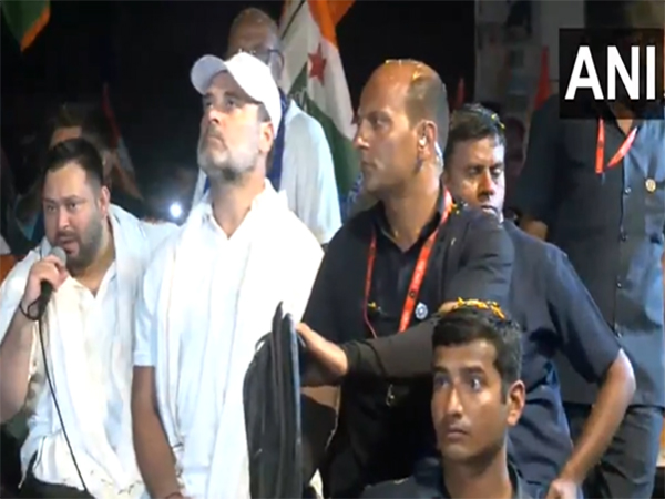 Congress leader Rahul Gandhi and RJD leader Tejashwi Yadav (Photo/ANI)