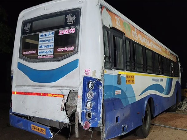 The stationary government bus on the Trichy–Chennai National Highway (Photo/ANI)