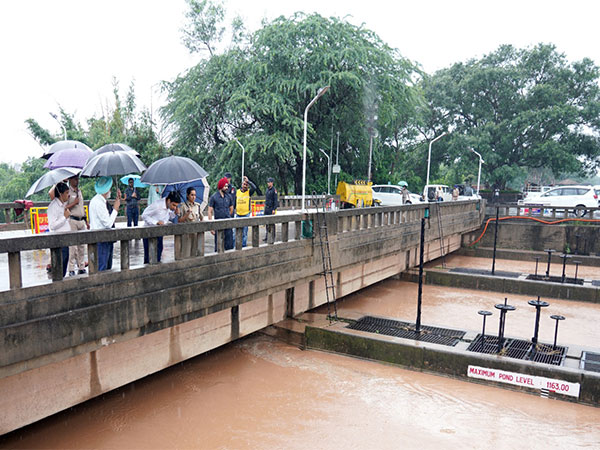 Chandigarh officials inspect Sukna Lake(Photo/ANI)