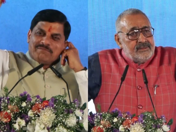 Union Minister Giriraj Singh (R) and MP CM Mohan Yadav (L) (Photo/ANI)