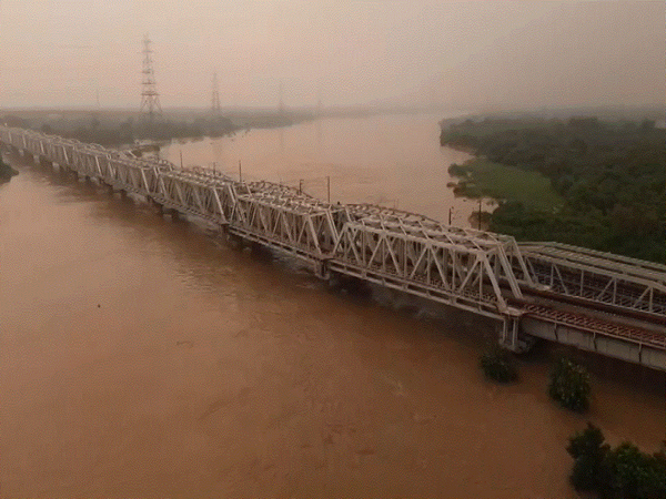 Early morning visuals from Loha Pul (Photo/ANI)