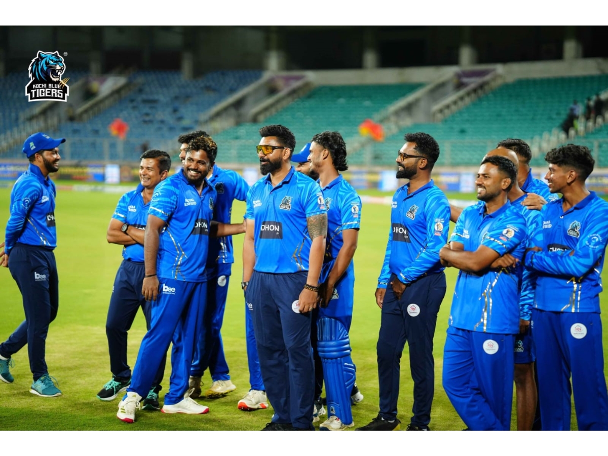 Kochi Blue Tigers reached KCL semi-finals with dominant performances