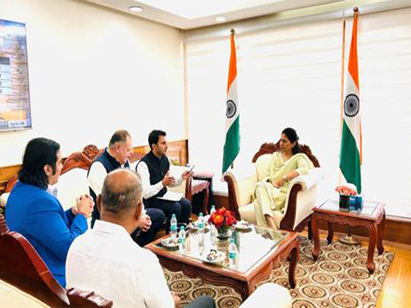 Raksha Khadse meeting the FIVB officials (Photo: PIB)