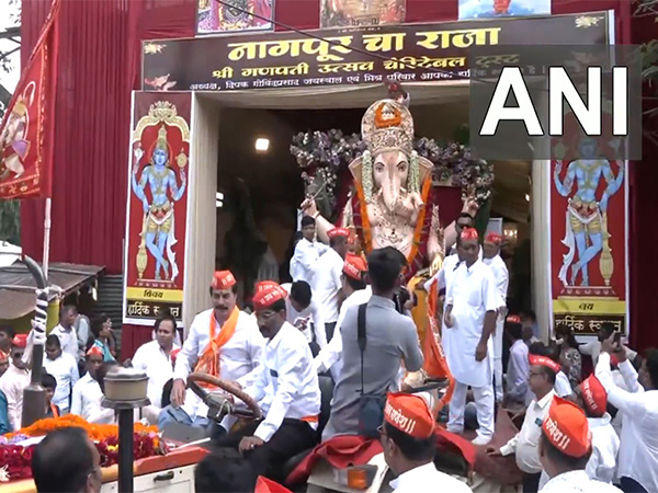 Visarjan procession of Lord Ganesh begins at Nagpur (Photo/ANI)