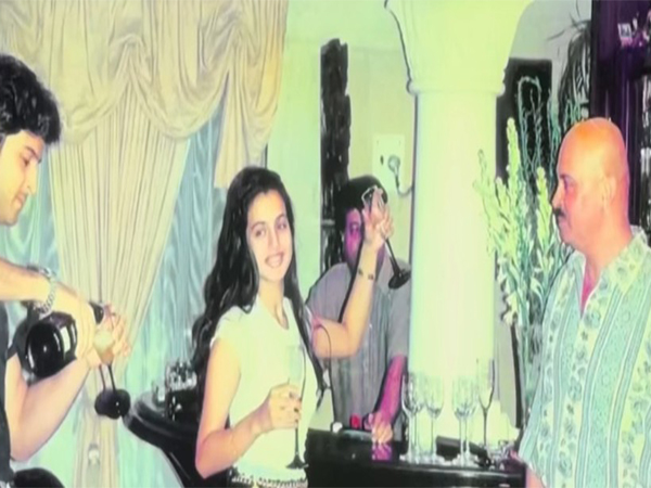 Ameesha Patel, Hrithik Roshan and Rakesh Roshan (Image source: Ameesha's Instagram)
