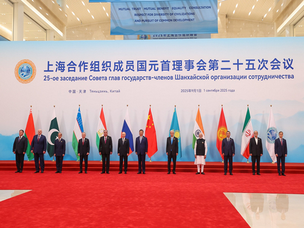 SCO Summit family photo in Tianjin (Image: X/@narendramodi)