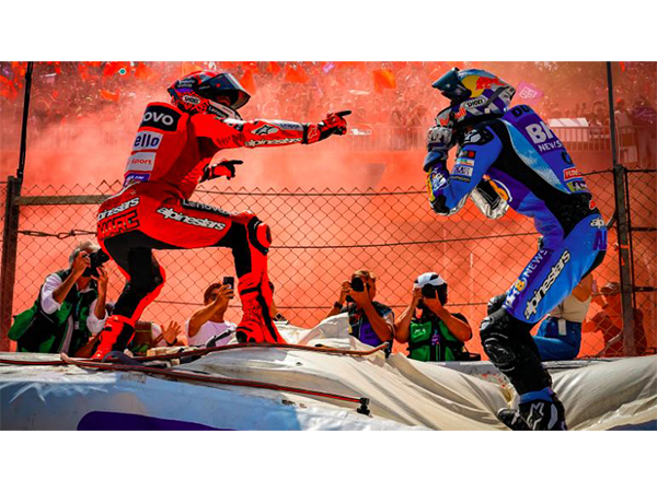 A visual from the race. (Photo: Moto GP/EUROSPORT)