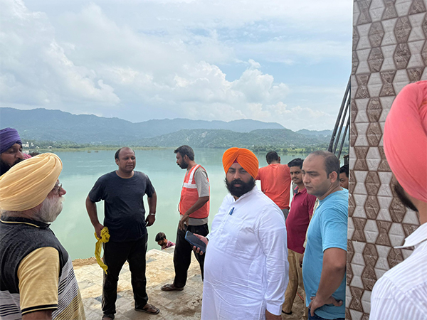 Punjab Ministers overseeing relief and rescue operations (Photo/Information and Public Relations Department, Punjab)
