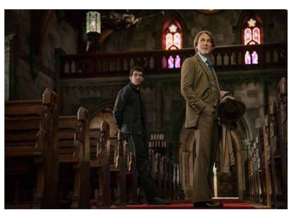 Wake Up Dead Man: A Knives Out Mystery (Image source: Netflix)