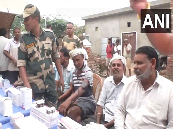 BSF organises medical camp in flood-hit area of Fazilka district (Photo/ANI)
