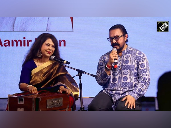 Actor Aamir Khan singing at an event in Mumbai (Photo: ANI)