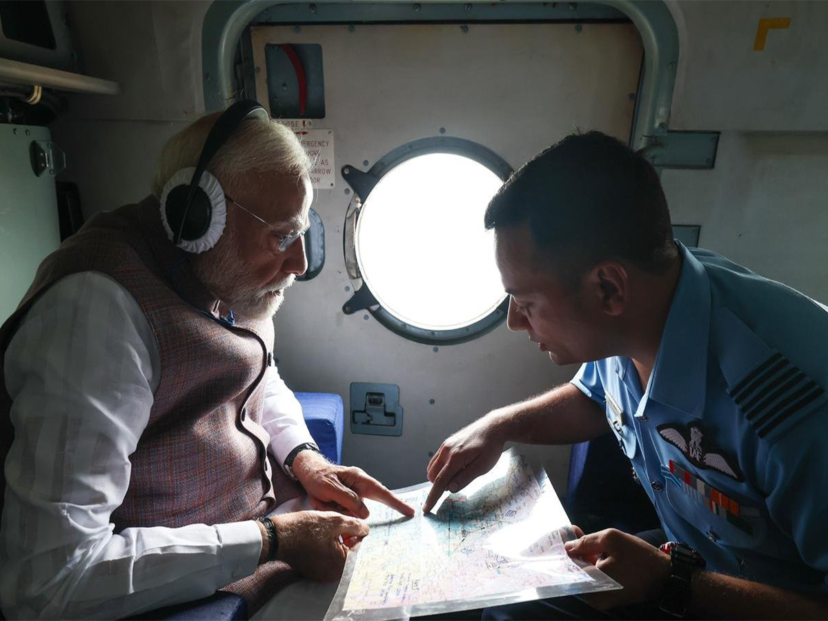 PM Modi undertakes aerial survey in Himachal to assess flood situation (Photo/X/@narendramodi)