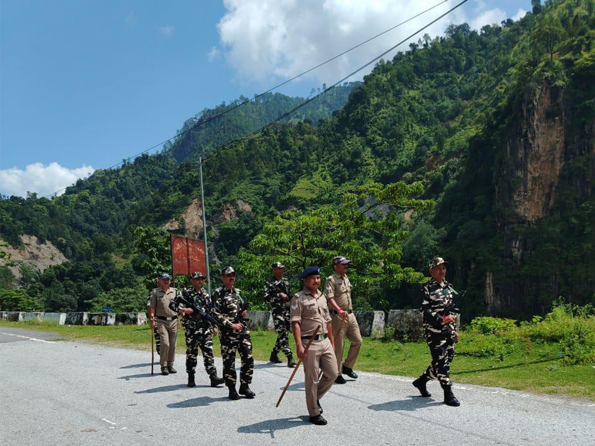Uttarakhand forces tighet