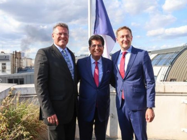 European Trade Commissioner Maros Sefcovic and Commissioner for Agriculture and Food Christophe Hansen and Union Commerce Minister Piyush Goyal (Photo/X@EU_in_India)