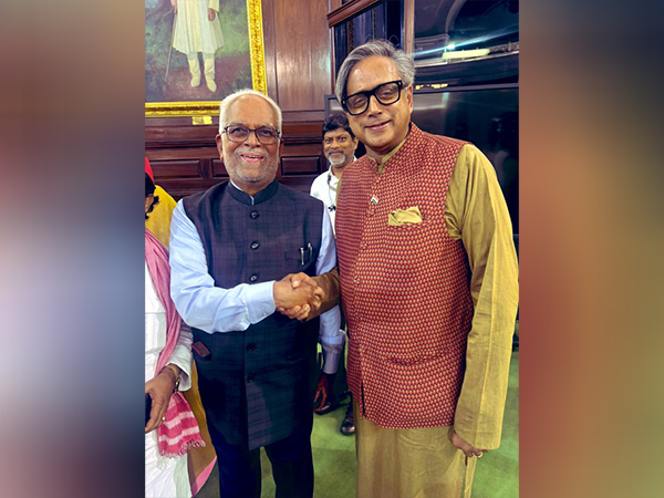 Congress MP Shashi Tharoor with Justice B. Sudershan Reddy (Photo: x/@ShashiTharoor)