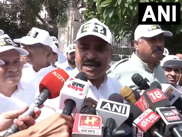  Congress MLA and leader of Opposition in the Rajasthan Assembly Tika Ram Jully  (Photo/ANI)