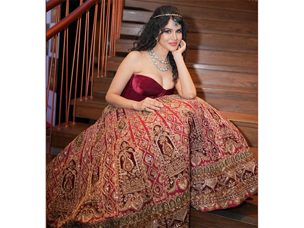 Jashn Agnihotri Shines Through 'The Healthcare Iconic Fashion and Awards (HIFAA) Held In Goa