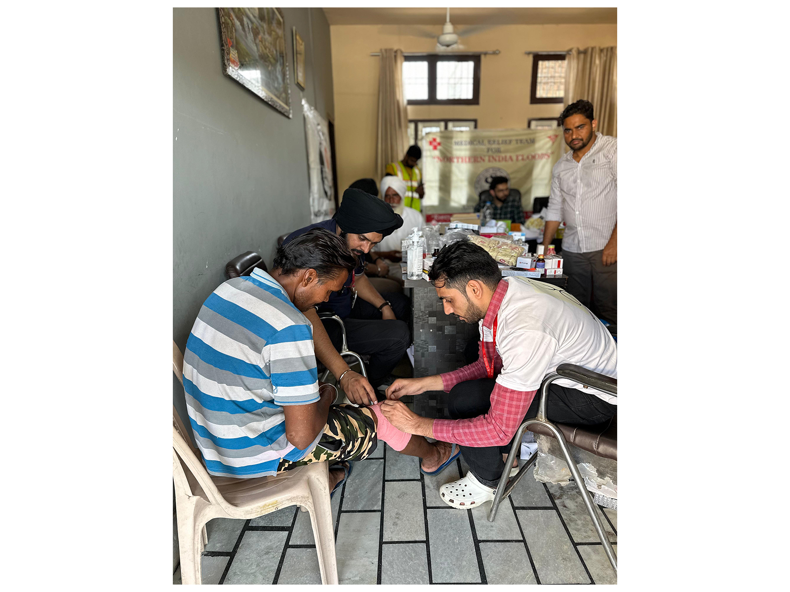 Doctors from AIIMS Delhi provide medical support (Photo/AIIMS, Delhi)