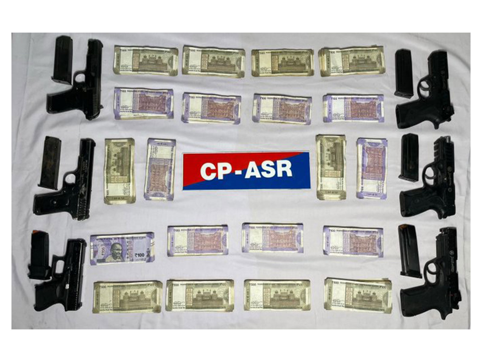 Punjab Police bust cross-border arms smuggling module (Photo/X/@DGPPunjabPolice)