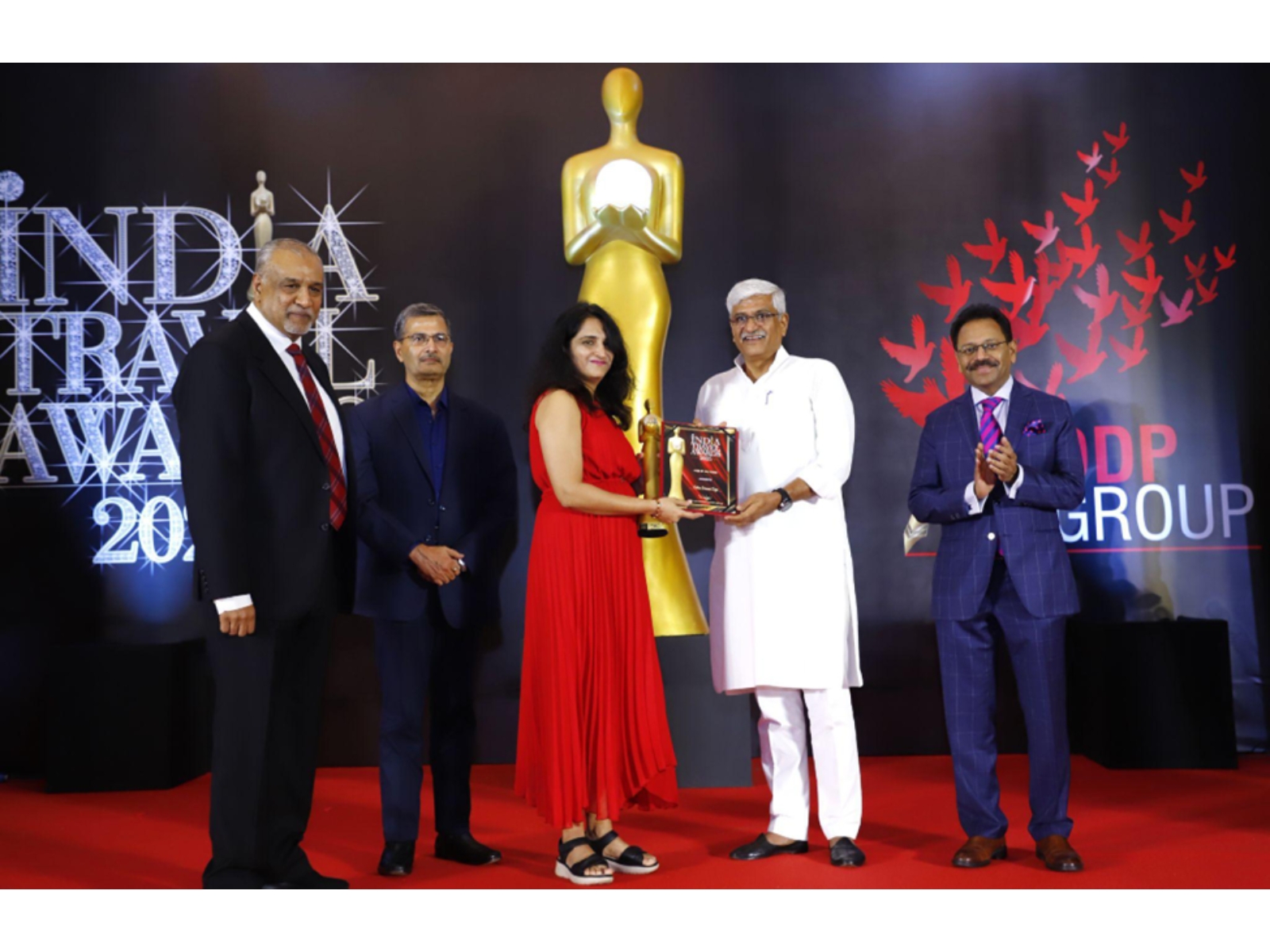 Thrillophilia CEO Chitra Gurnani Daga Honoured as ‘Face of Future Travel’ at India Travel Awards 2025