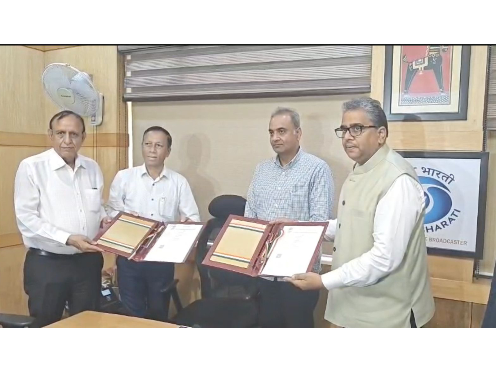 PCI officials with Prasar Bharti officials. (Photo/PCI) 