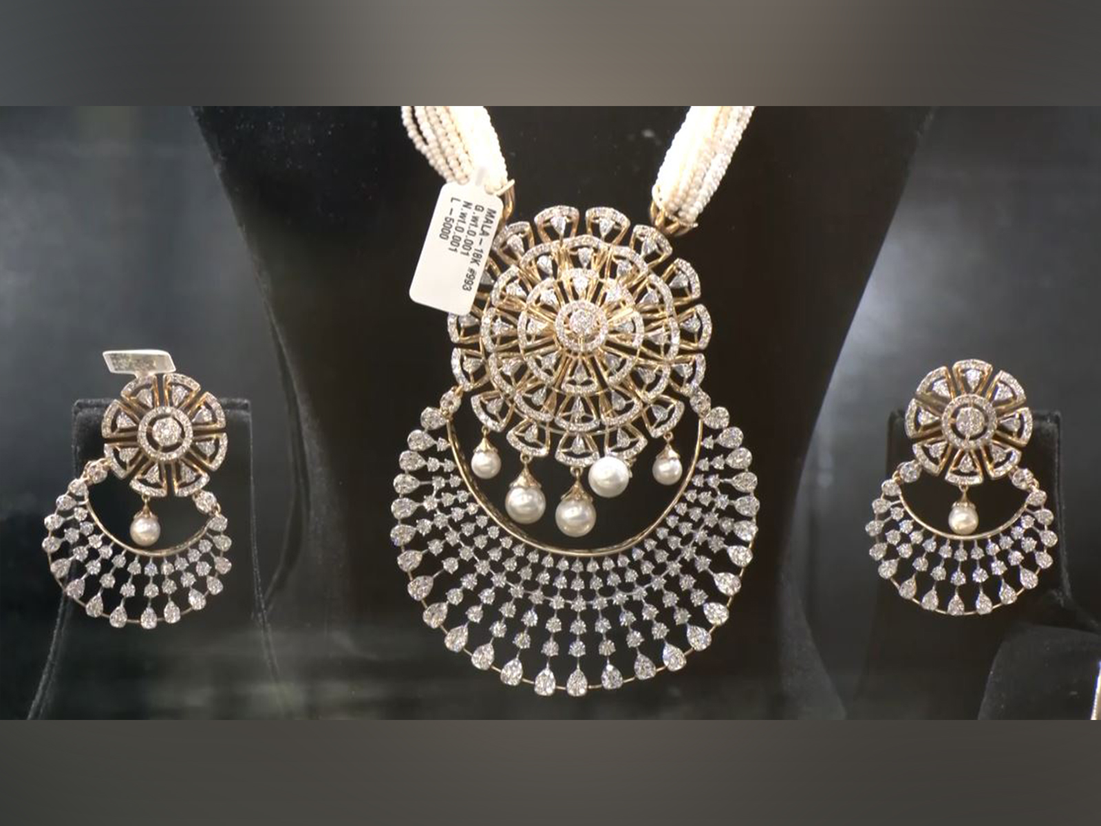 Gems and jewellery representational photo (Photo/ANI)