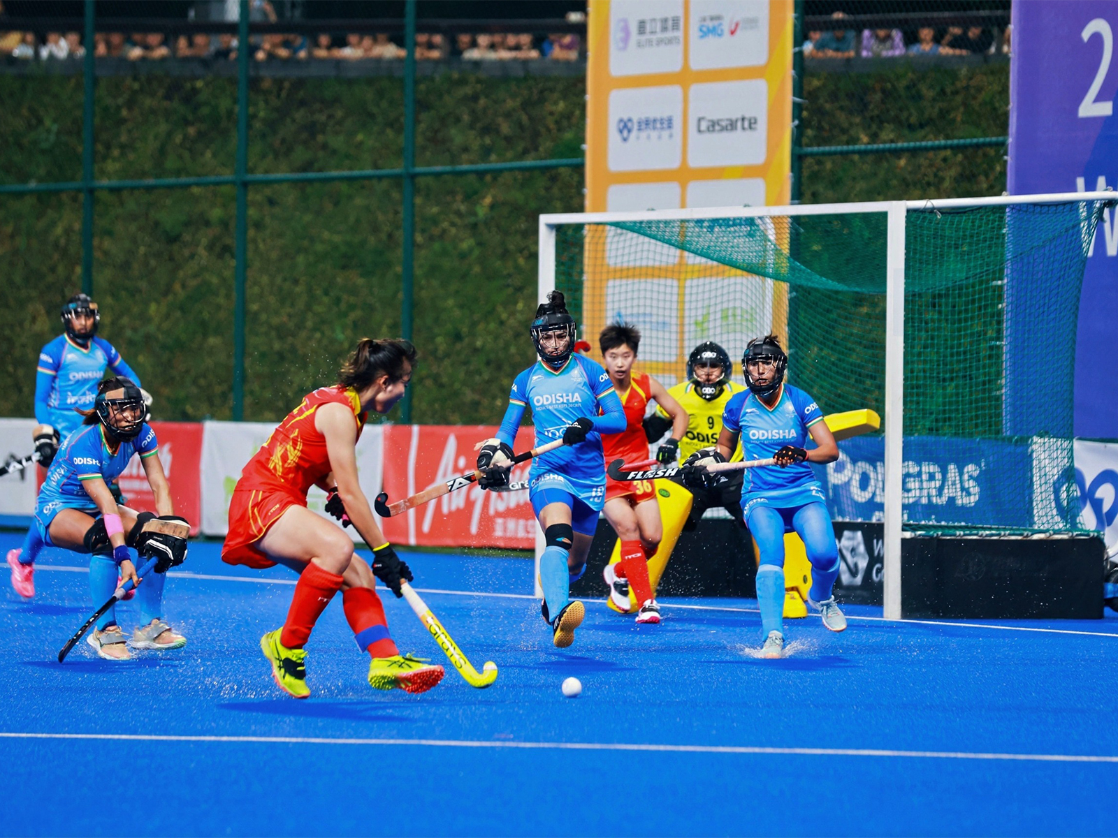 Team India and China in action. (Photo: Hockey India)