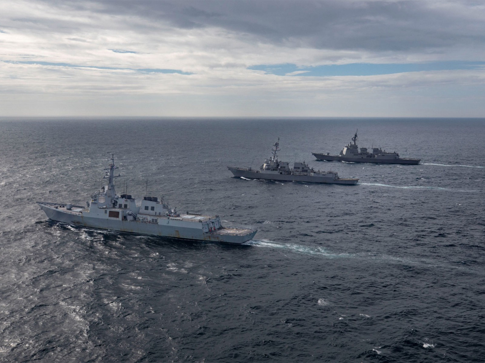 American, Japanese and South Korean destroyers (File photo/ Reuters)