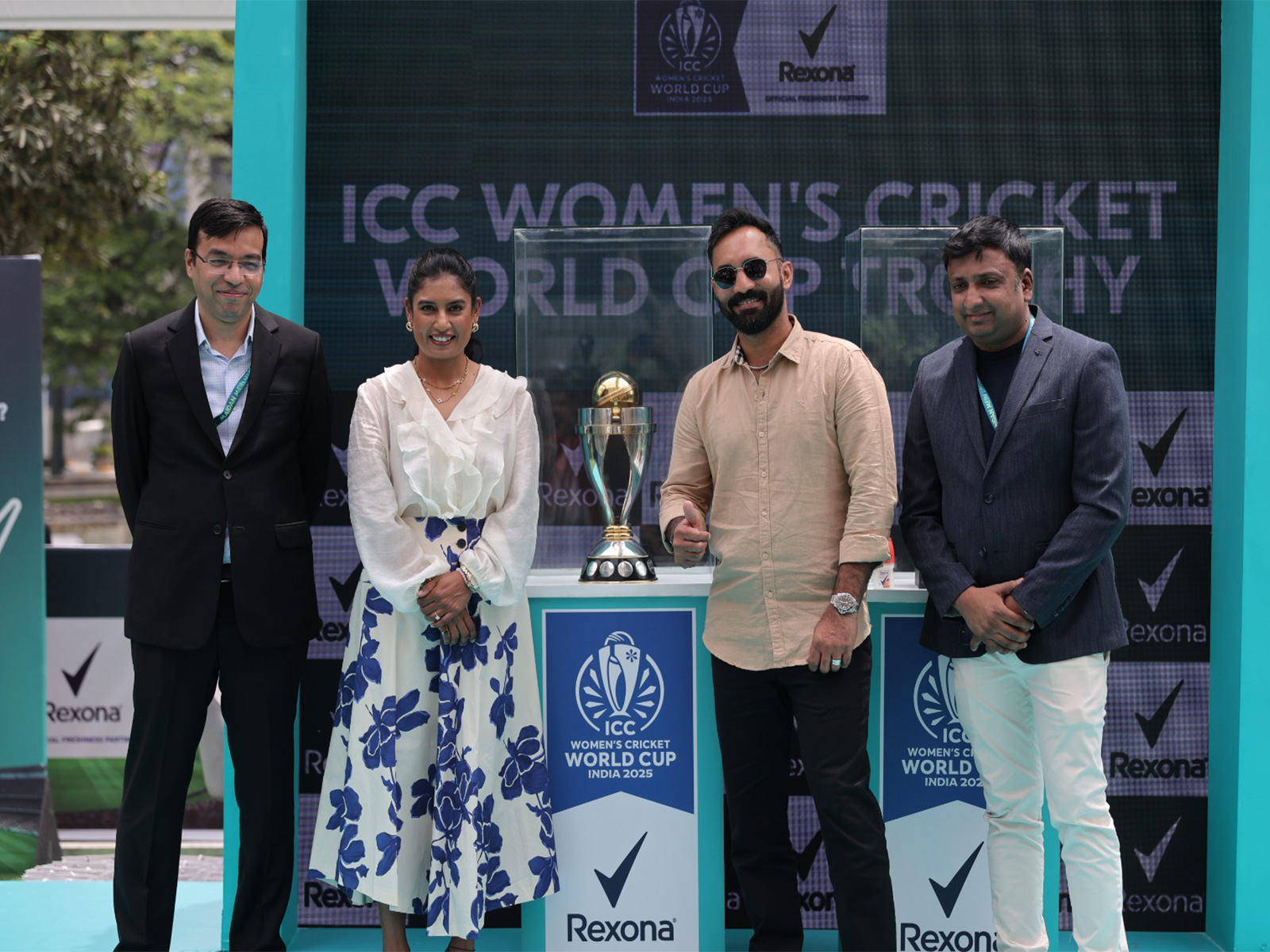 Rexona champions women’s cricket with ICC WCC Trophy in Bangalore, with Vipul Mathur, Executive Director & Head of Personal Care, HUL and Nitin Agarwal, CMO-Unilever International