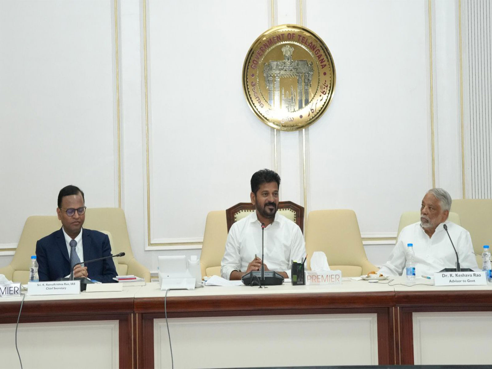 Telangana Chief Minister Revanth Reddy chairs meeting (Photo/X@revanth_anumula)