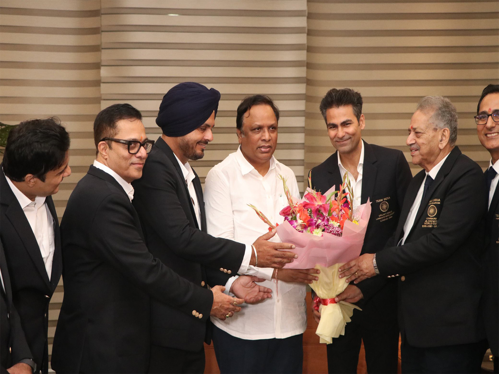 1996 Junior World Cup cricket team felicitated (Photo/X@ShelarAshish)