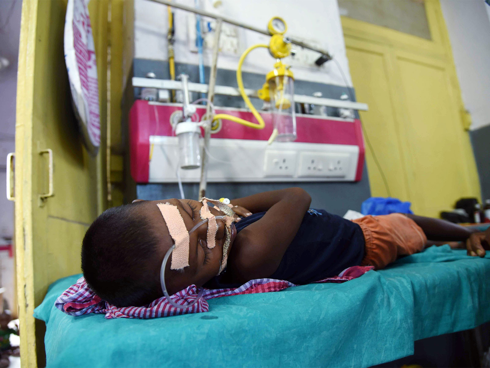 Visual of a child affected by encephalitis in Bihar (Photo: ANI)